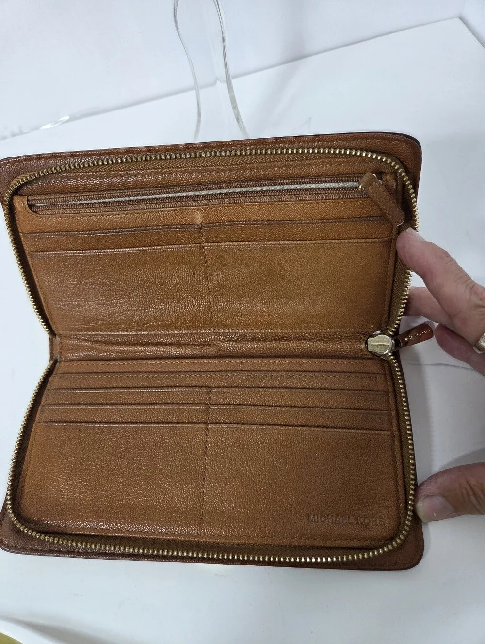 vtg michael kors brown leather wallet front lock logo full size zip around tan